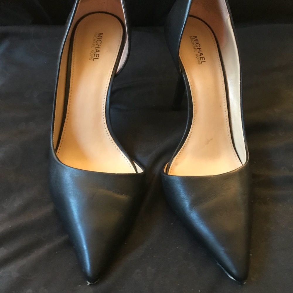 Michael Kors Black leather heels.